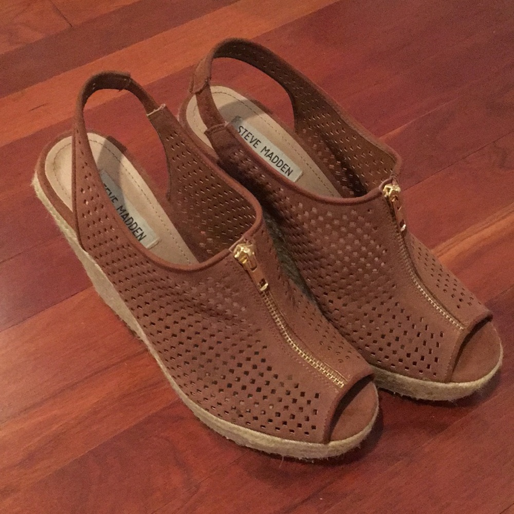 Steve Madden Wedges!!